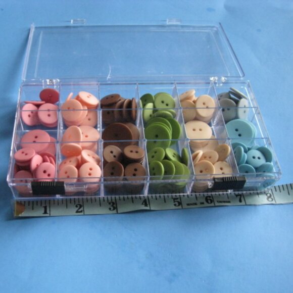 209 Craft or Sewing Buttons Matching S M L - Picture 1 of 9